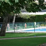 Atico En Con Piscina, Tenis Y Barbacoa Biescas (Aragon)