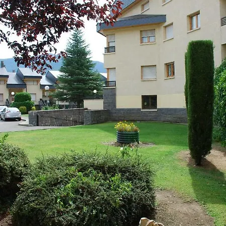 アパート Atico En Con Piscina, Tenis Y Barbacoa ビエスカス