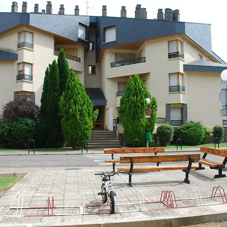 Apartment Atico En Con Piscina, Tenis Y Barbacoa Biescas (Aragon)