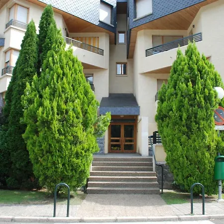 Atico En Con Piscina, Tenis Y Barbacoa *