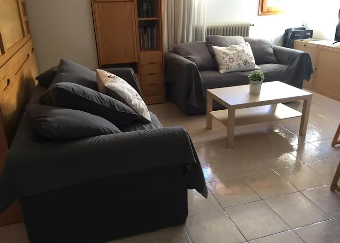 Atico En Con Piscina, Tenis Y Barbacoa Biescas (Aragon)