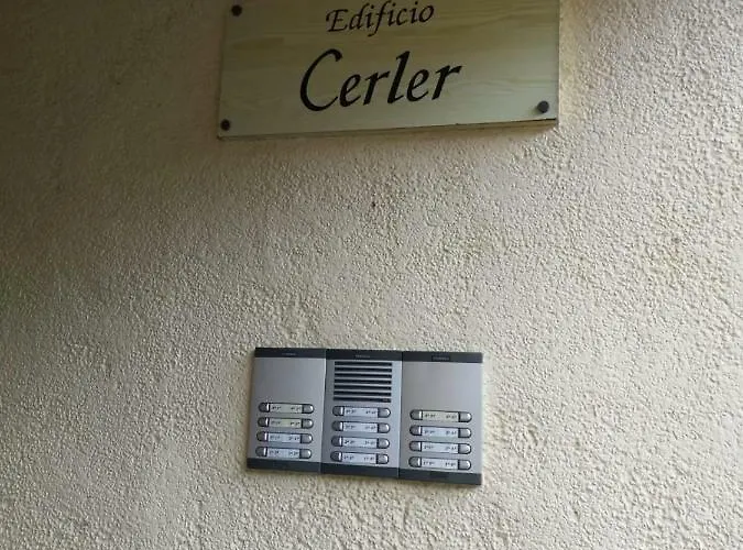 Atico En Con Piscina, Tenis Y Barbacoa *