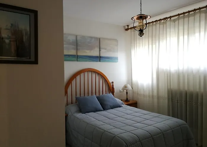 Lägenhet Atico En Con Piscina, Tenis Y Barbacoa Biescas (Aragon)